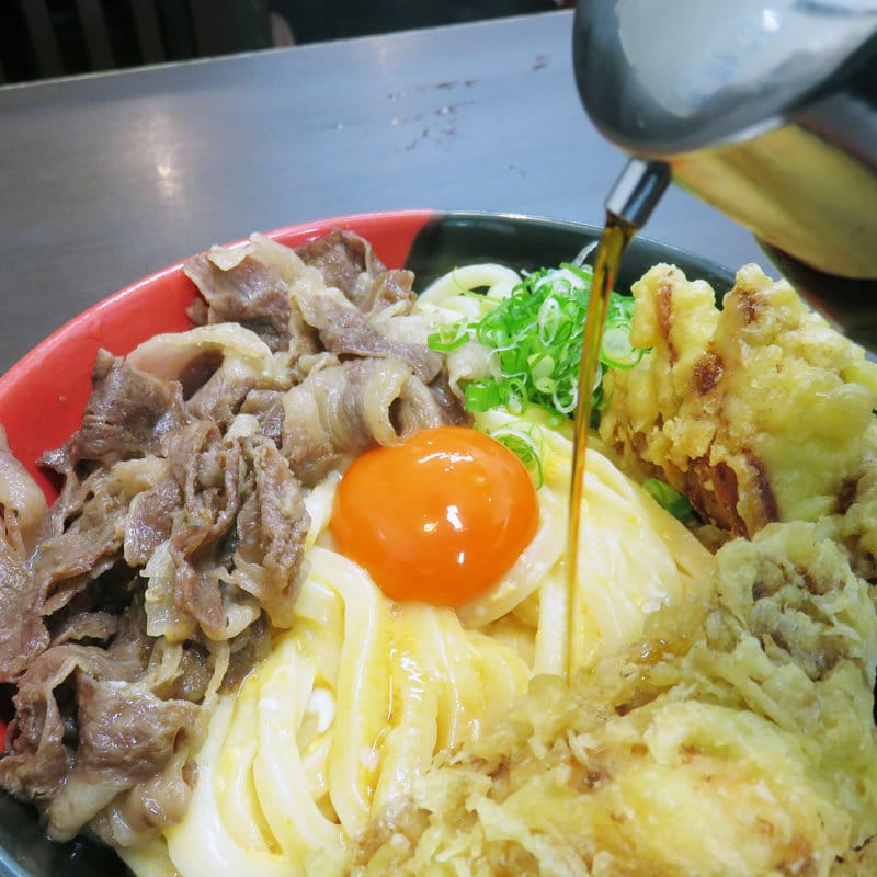 肉釜玉うどん(Ah-麺 （アーメン）)の写真