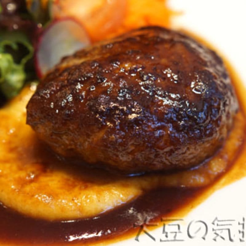 ハンバーグステーキデミグラスソース(レストラン七條)の写真