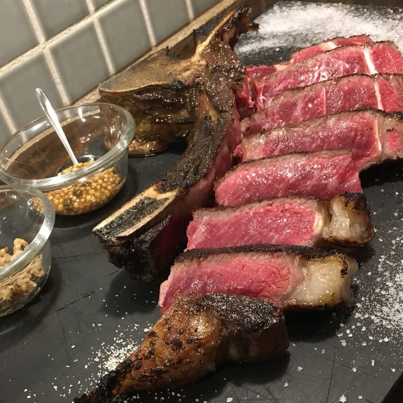 えこめ牛 50日熟成 Lボーン 710g(アカミヤコウシ （Akamiya Cowsi）)の写真