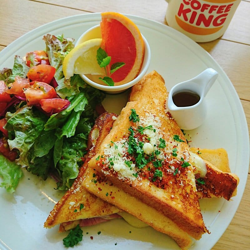 ベーコンとチーズのパンペルデュ(オニジャス コーヒー ヴィレッジ （ONIJUS COFFEE VILLAGE）)の写真