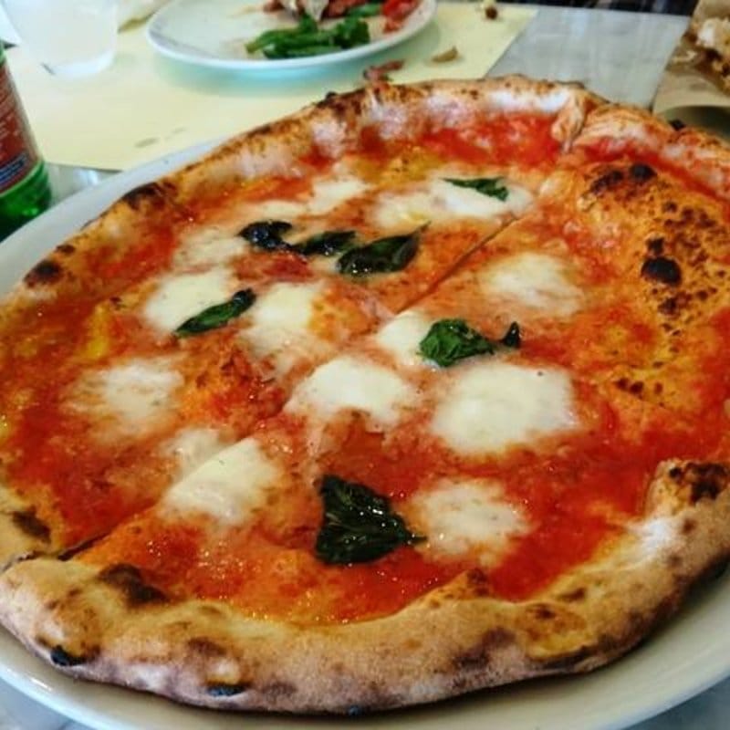 ブファリーナ(ピッツェリア ティンタレッラ （Pizzeria Tintarella）)の写真