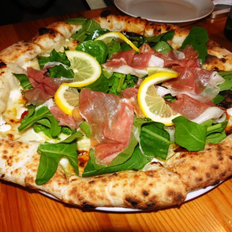 ピッツァ・レオーネ(ピッツェリア　アッソ　ダ　ヤマグチ （Asso da yamaguchi）)の写真