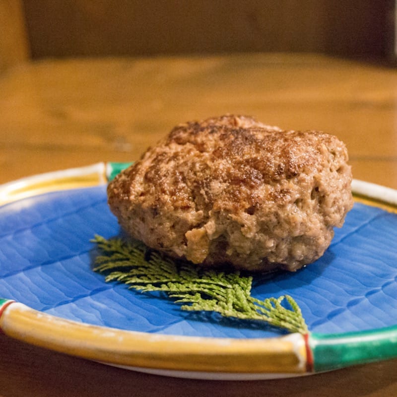 100% ハンバーグ(いわて門崎丑牧場 新宿御苑前店)の写真