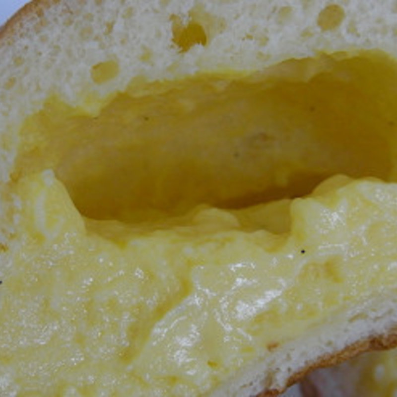 クリームパン(IENA （イエナ）)の写真