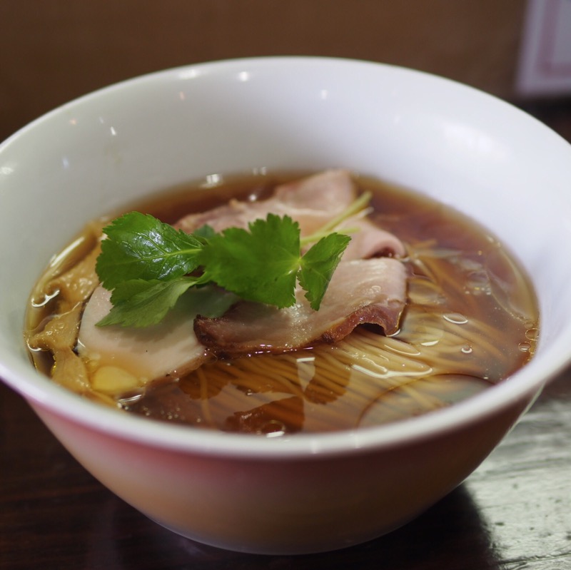 鶏そば(生醤油の香り)(らぁめん サンド )の写真