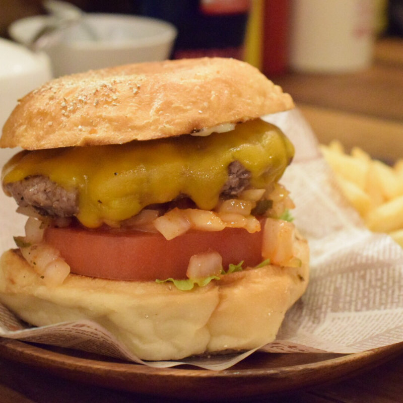 バリネスチェダーチーズバーガー(JACK37)の写真