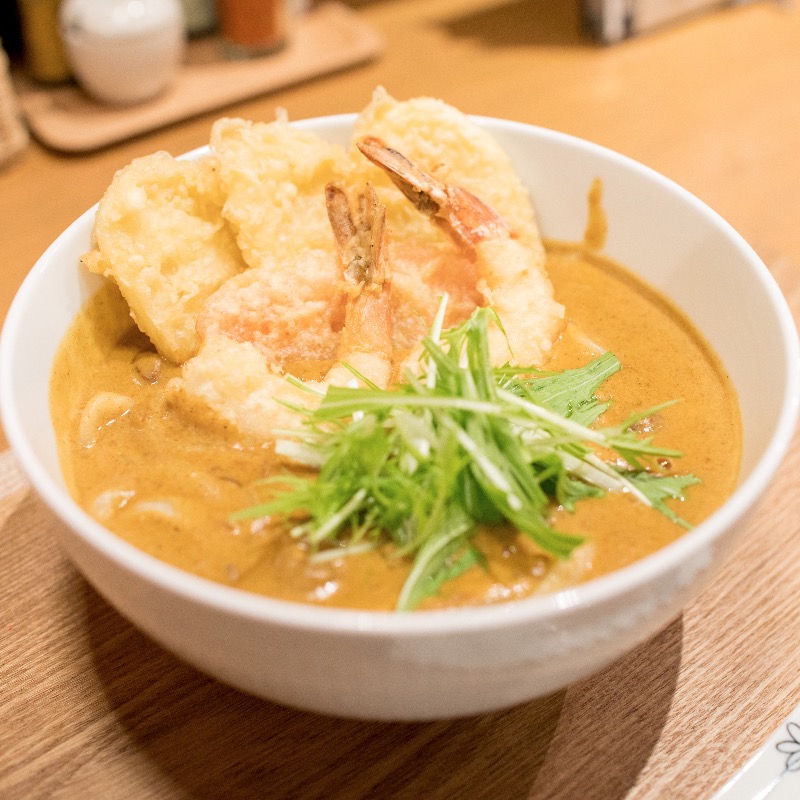 カレーうどん(うどんダイニング 弥栄)の写真