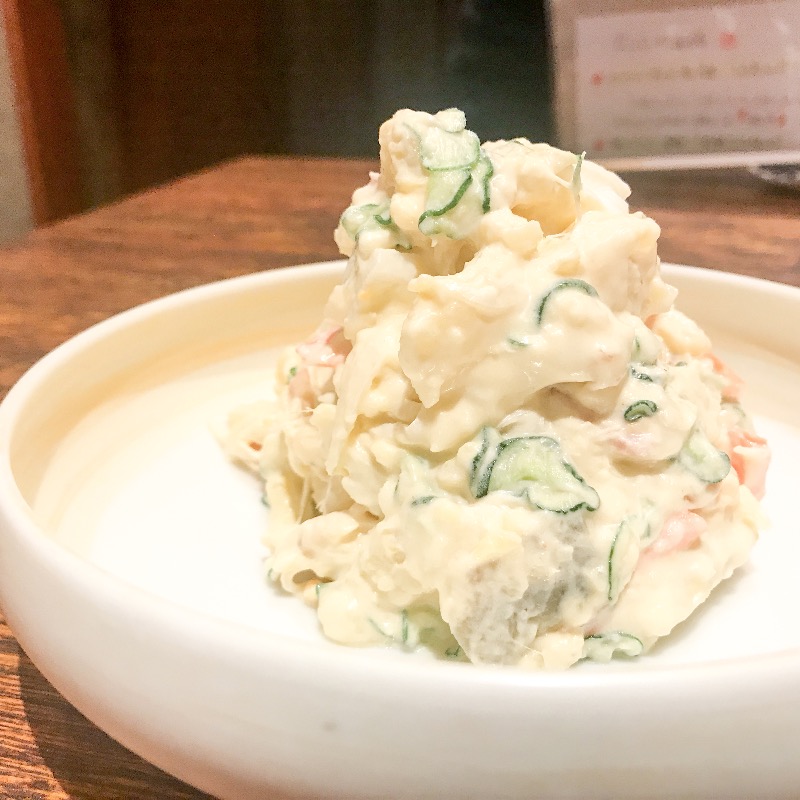 いも芋サラダ(花とら （はなとら）)の写真