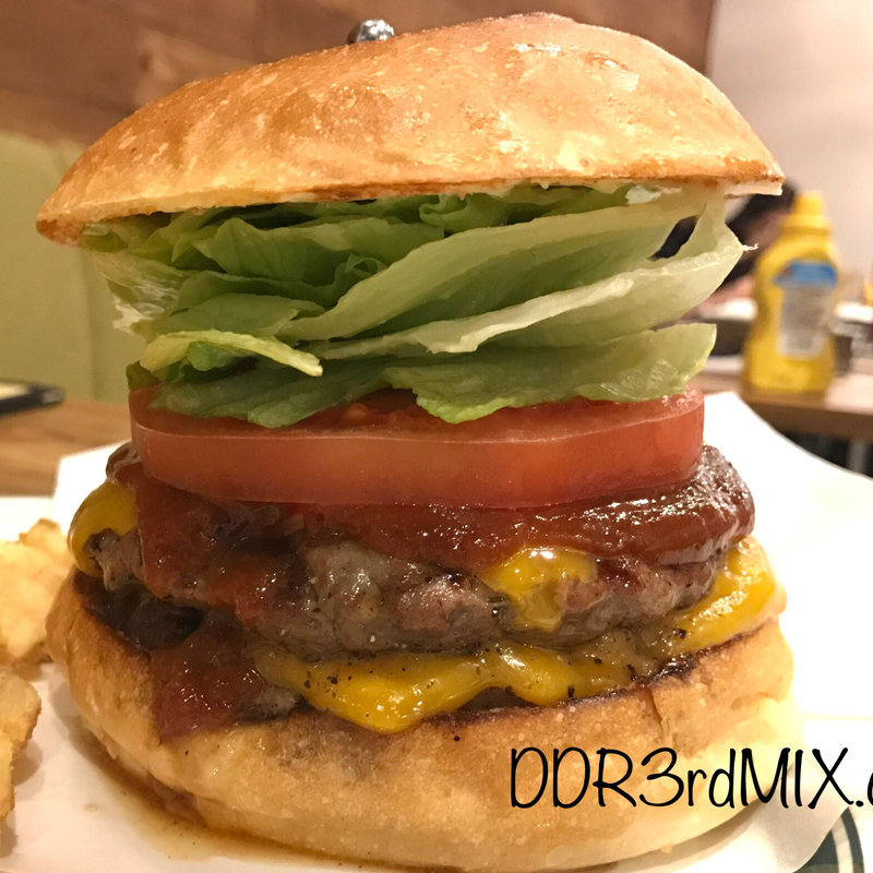 ダブルダブル(CRUZ BURGERS （クルズバーガーズ）)の写真