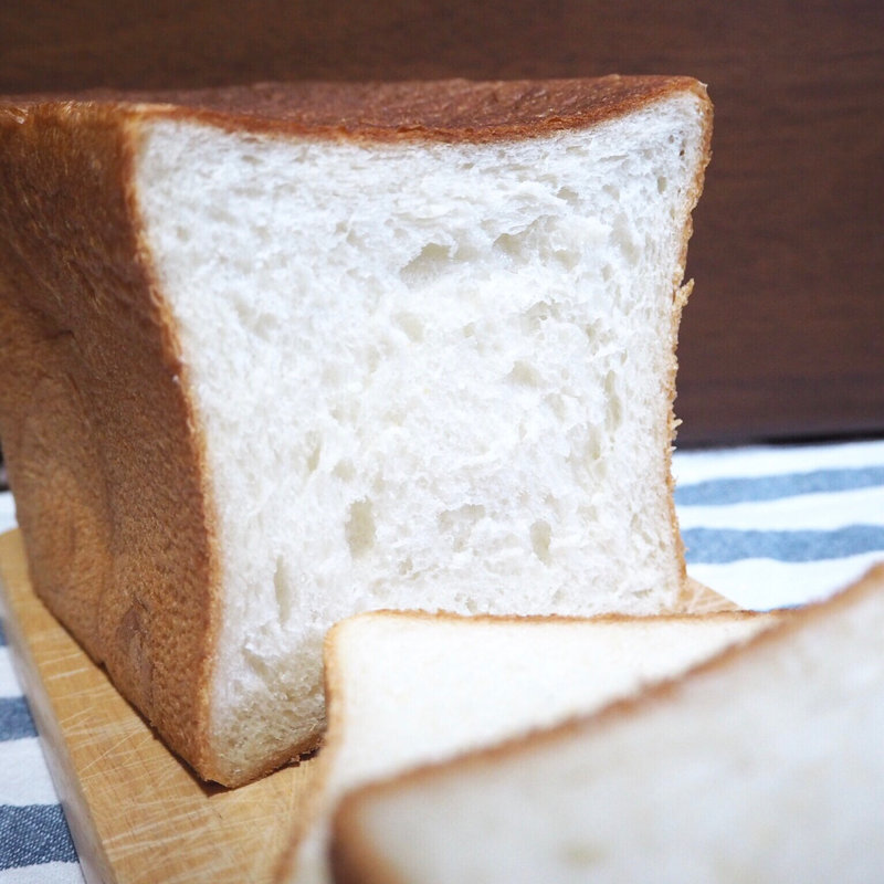 山小屋食パン(生瀬ヒュッテ)の写真