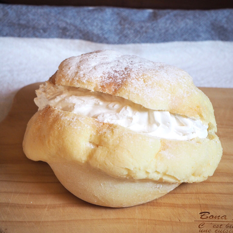 究極のメロンパン(渦潮ベーカリー くずは店 )の写真