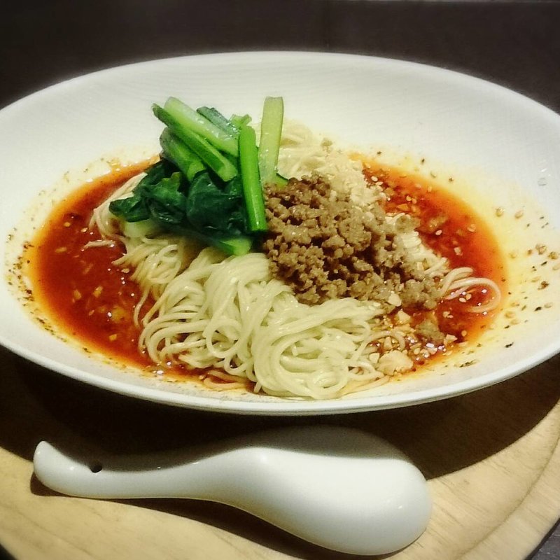 本場汁なし担々麺   (四川Dining&Bar臥龍　創香 )の写真