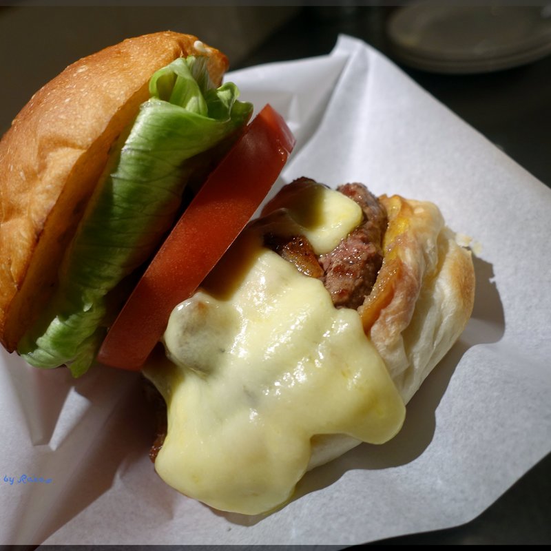 鬼ベーコンチーズバーガー(No.18ダイニングバー （No.18 DINING&BAR）)の写真