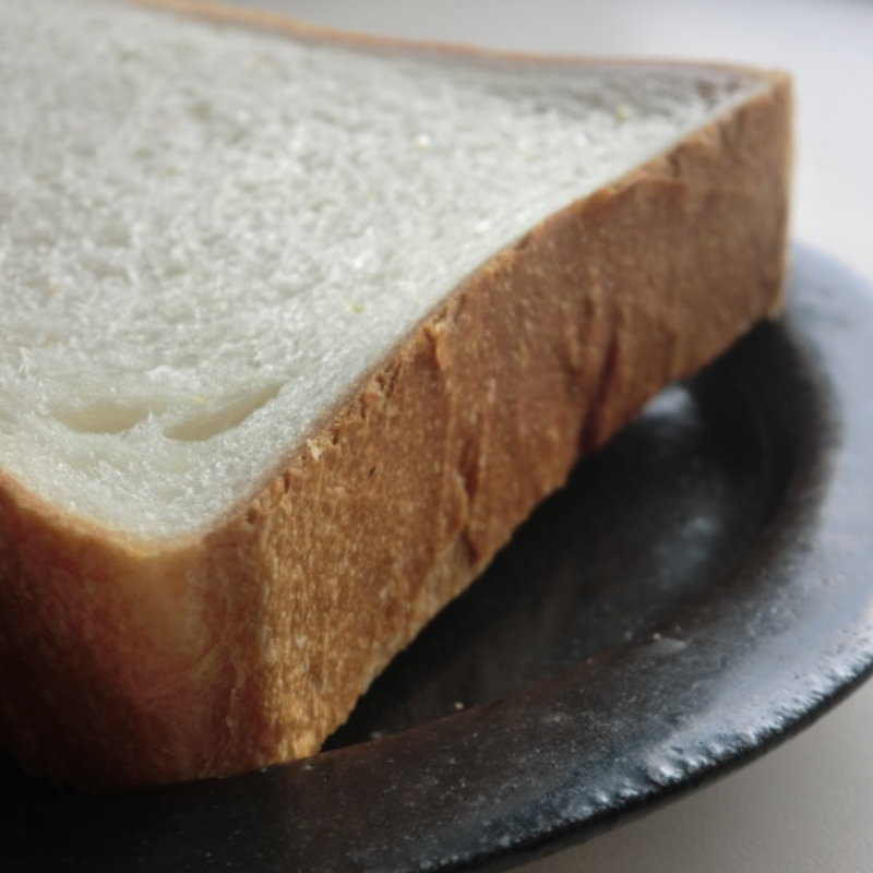食パン(イツモイツモ)の写真