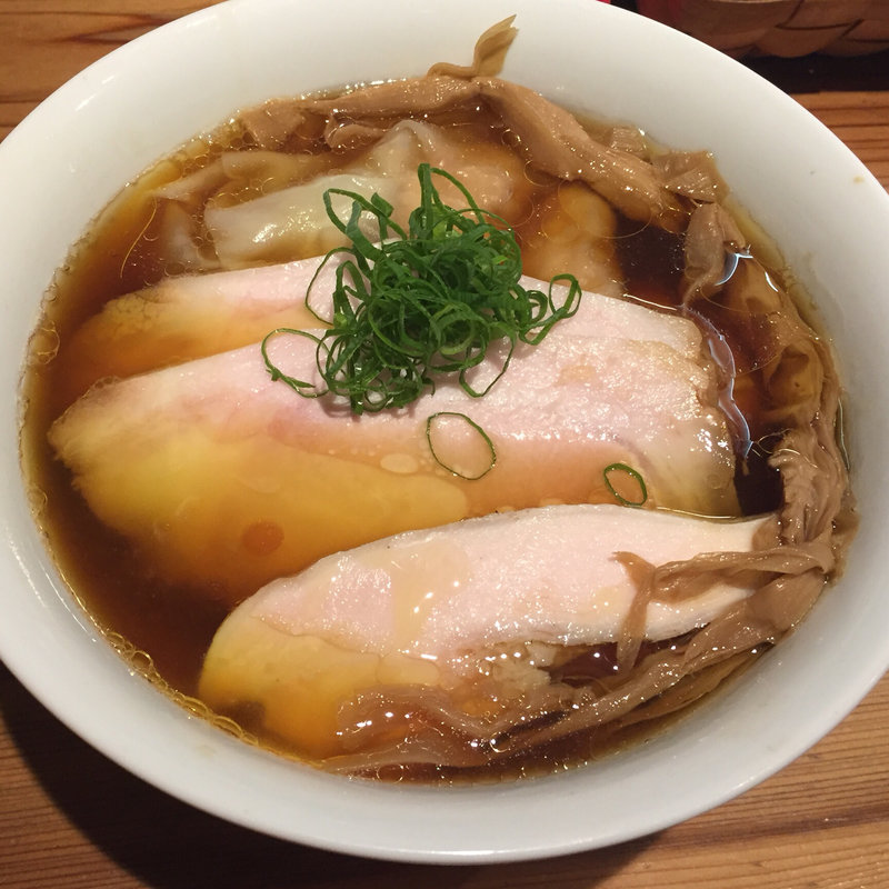特製醤油ラーメン(トイ・ボックス )の写真