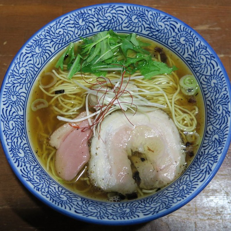 芳醇醤油鶏そば(麺や而今)の写真
