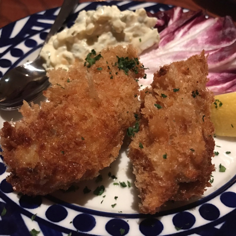 カキフライ(オイスター＆ワイン ペスカデリア 銀座店 （PESCADERIA）)の写真