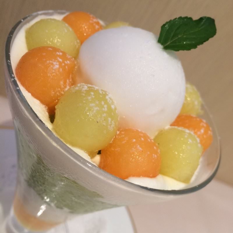 メロンパフェ(和光ティーサロン （ワコウティーサロン）)の写真