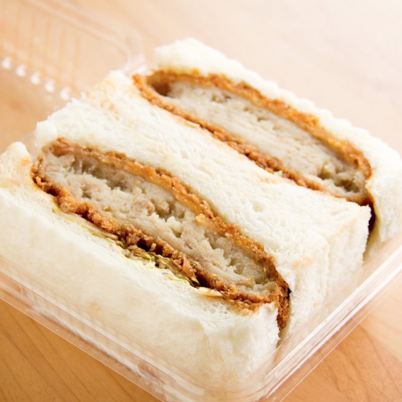 コロッケサンド(関口フランスパン 目白坂本店 （LE PAIN FRANCE Sekiguchi セキグチフランスパン）)の写真