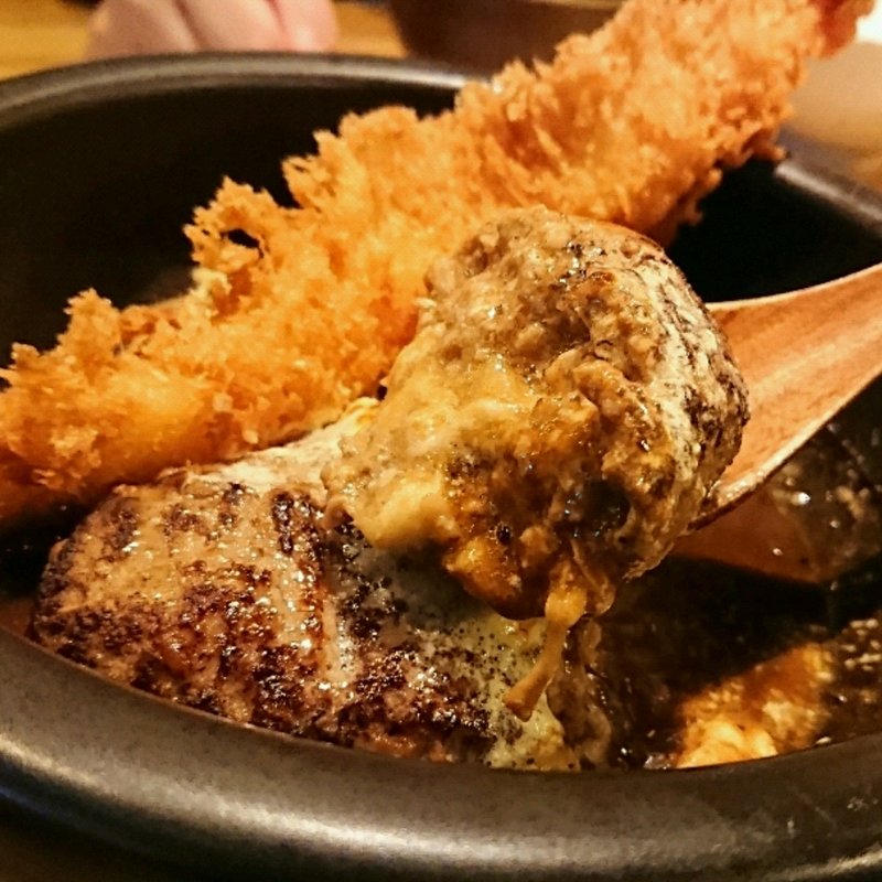 山本のハンバーグ＋大エビフライトッピング(山本のハンバーグ 渋谷食堂)の写真