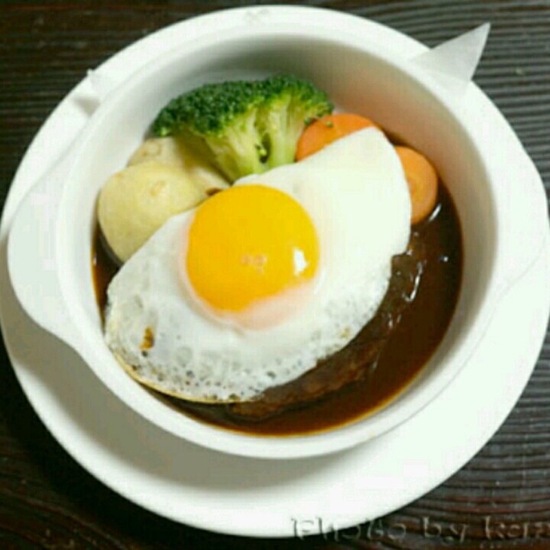 煮込みハンバーグ(グリルグランド)の写真