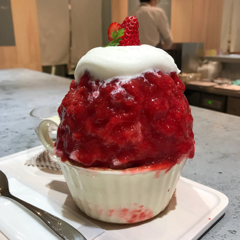 なら苺氷(ほうせき箱 )の写真