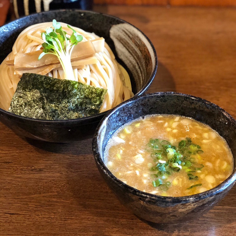濃厚魚介つけ麺 極太麺(麺や よかにせ （めんや よかにせ）)の写真
