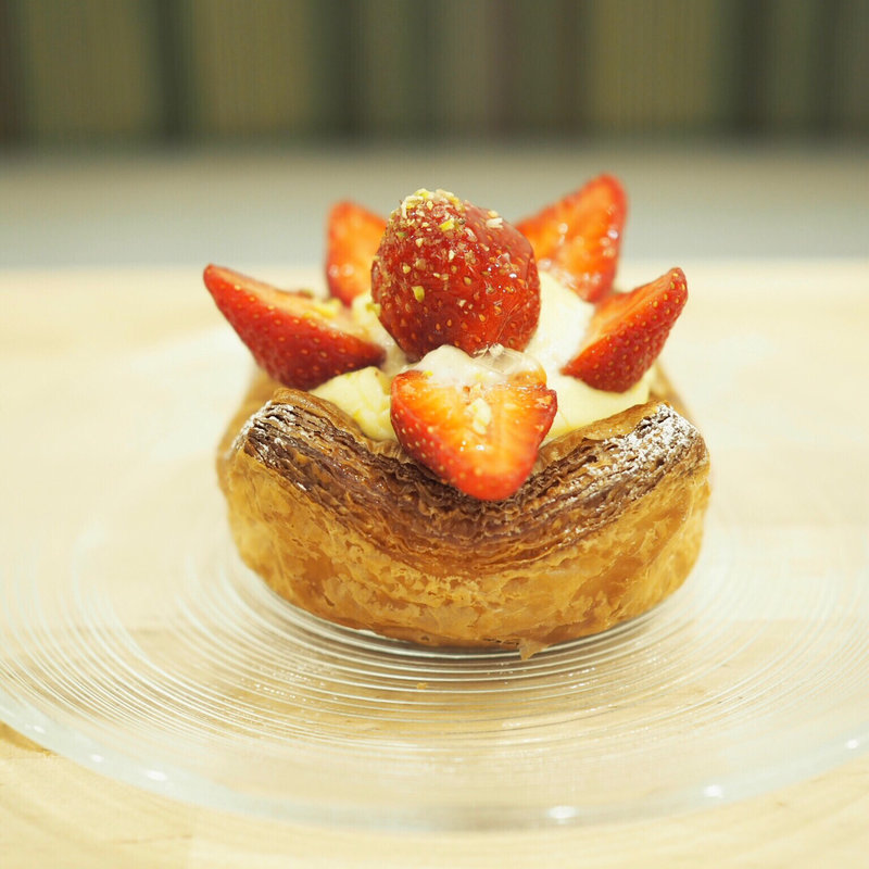 季節のデニッシュ(苺バージョン)(ブレッドスタイルソプラノ （BREAD STYLE SOPRANO【旧店名】ミヤタ）)の写真