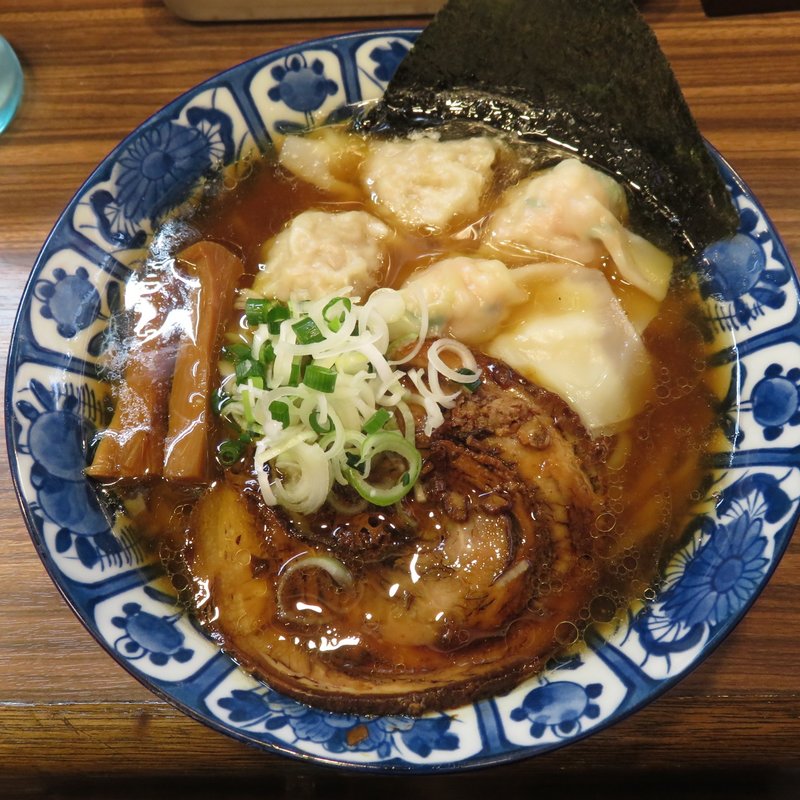 ワンタン麺(ラーメン 西ちゃん)の写真