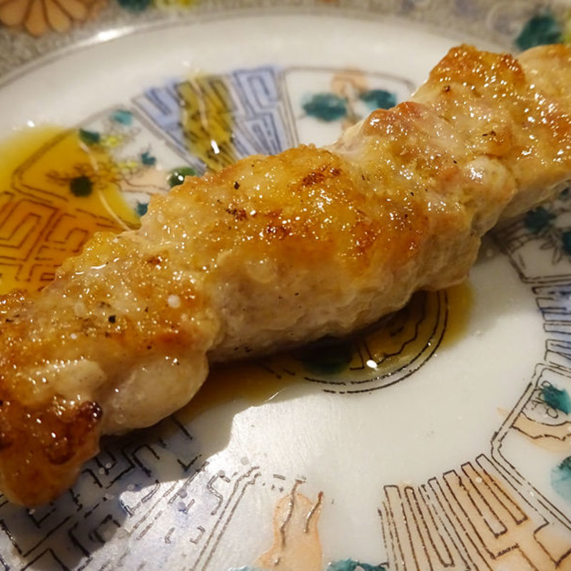 グレンス(牛ホルモン串 金森)の写真