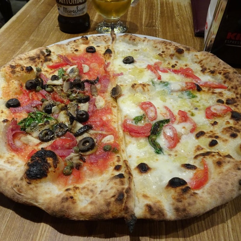 ポポロとリモーネのメタメタ(ラ ピッツァ ナポレターナ レガロ （LA PIZZA NAPOLETANA REGALO）)の写真