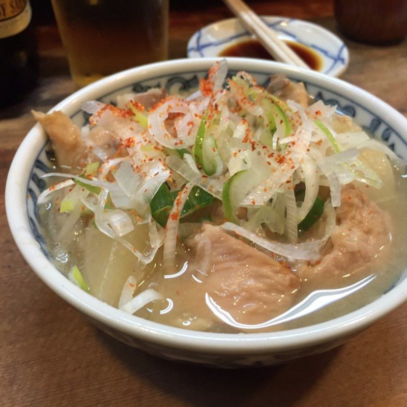 牛煮込み(もつ焼 まるい)の写真