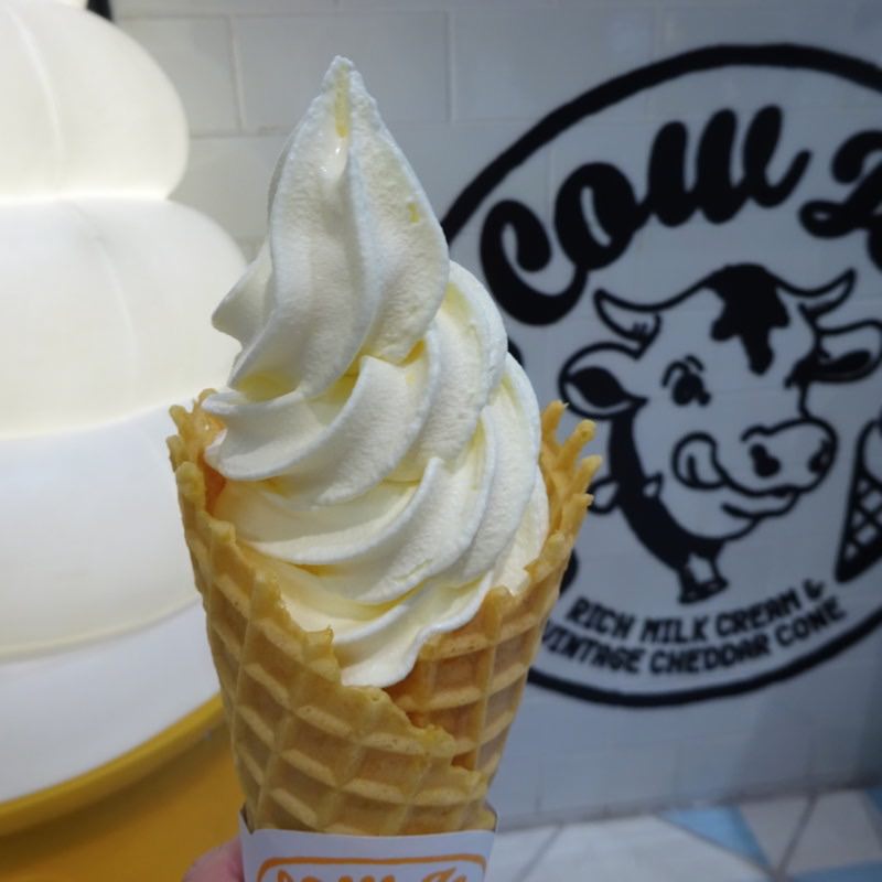 Cow Cow Ice ミルク(東京ミルクチーズ工場 ルミネ新宿店)の写真