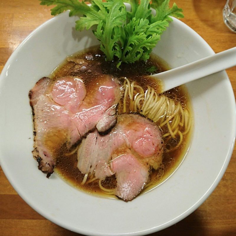 醤油ら〜めん(極汁美麺 umami)の写真