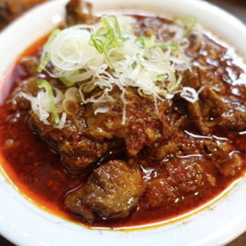 激辛牛すじ煮込み(路地裏 （ろじうら）)の写真