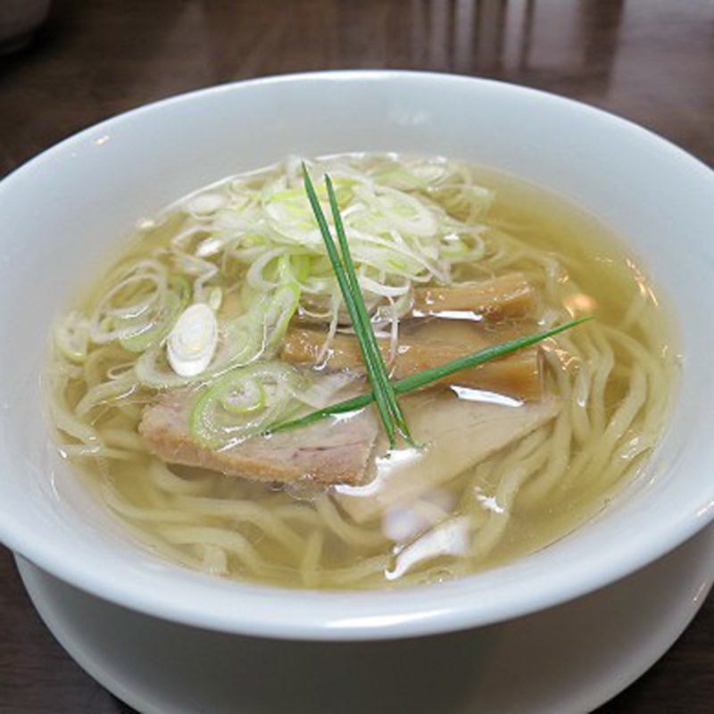 手打ちらあめん イリコ塩(手打ち麺 やす田 )の写真