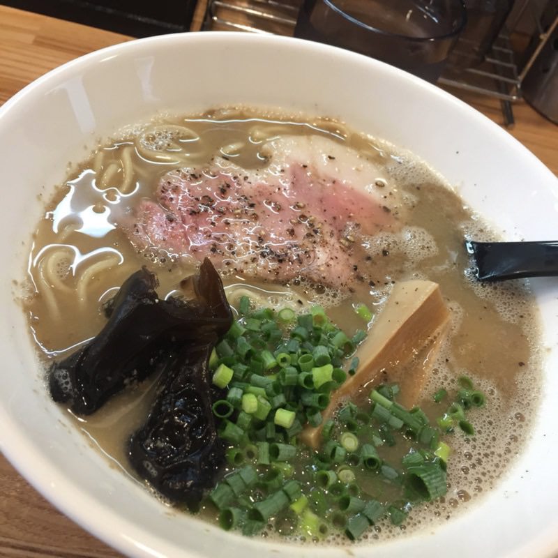 鶏白湯醤油(麺や 一想)の写真