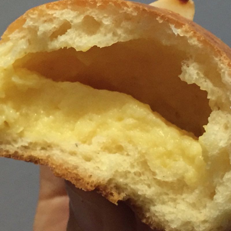 クリームパン(のたり )の写真