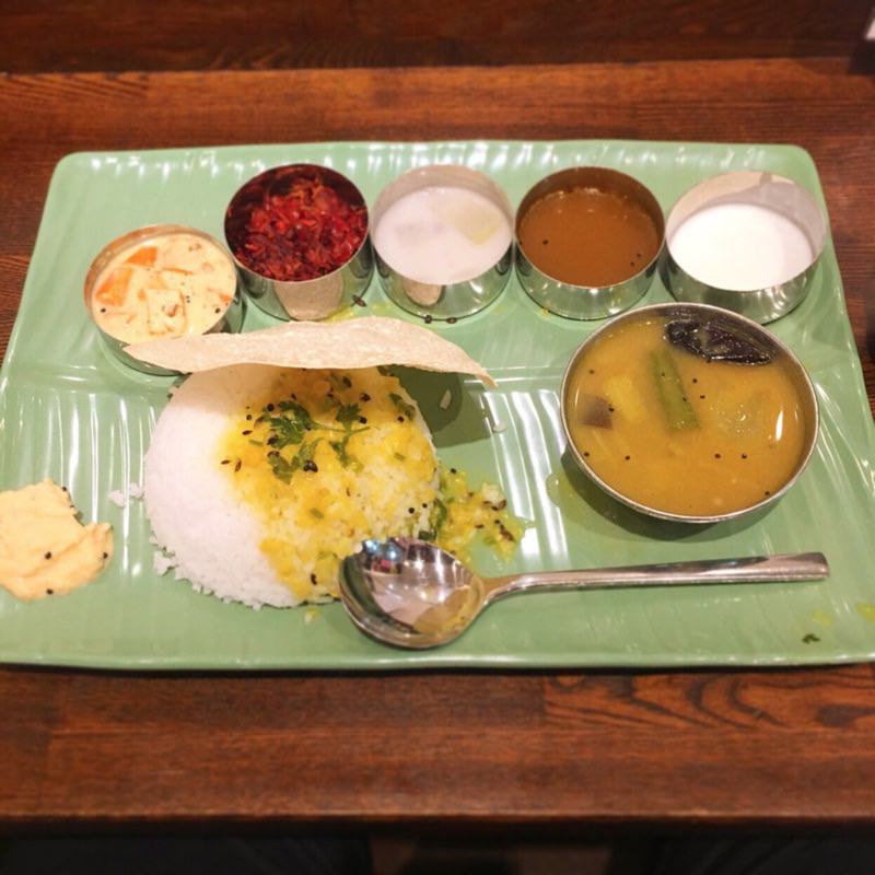 ランチミールス(なんでもお代わり可)(ケララの風II )の写真