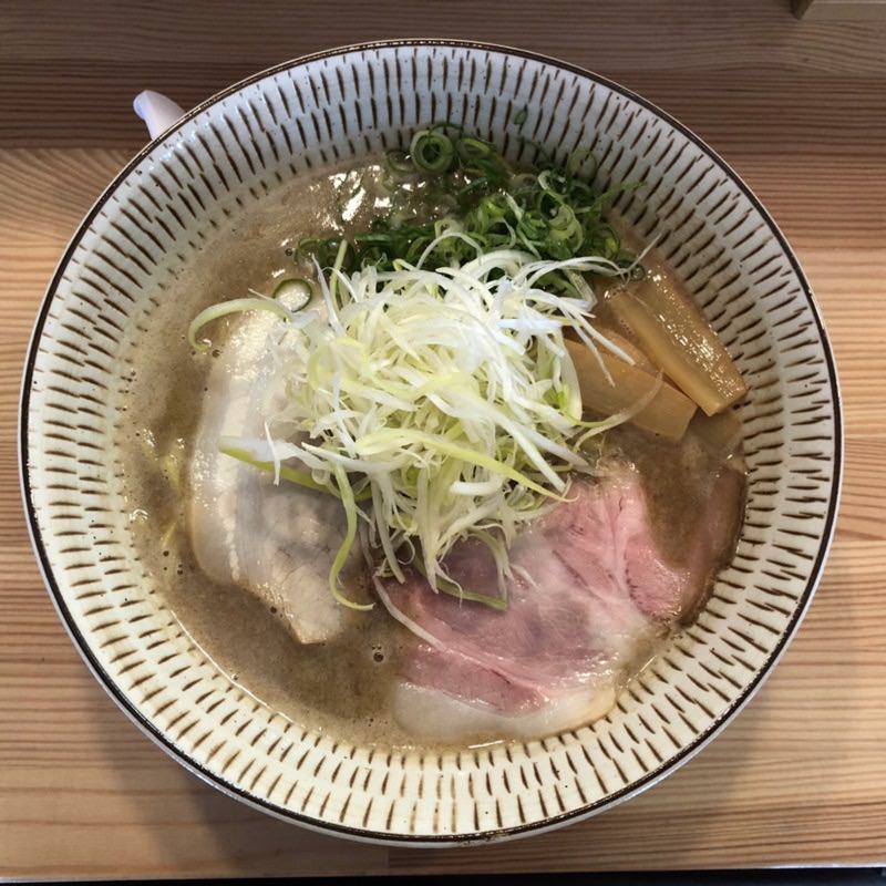 濃厚鶏白湯らーめん(わ河馬 （わかば）)の写真