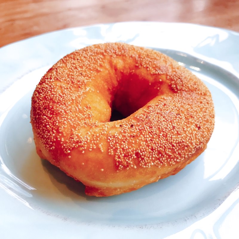 もっちりドーナツきなこ(ブーランジェリーボヌール 東京ミッドタウン日比谷店)の写真