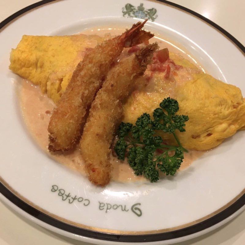 エビフライトマトソースオムライス(イノダコーヒ 四条支店 )の写真