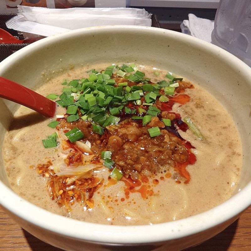 喜界島担々麺 100%(喜界島担々麺 香 北の浜部屋 （きかいじま たんたんめん かおり）)の写真