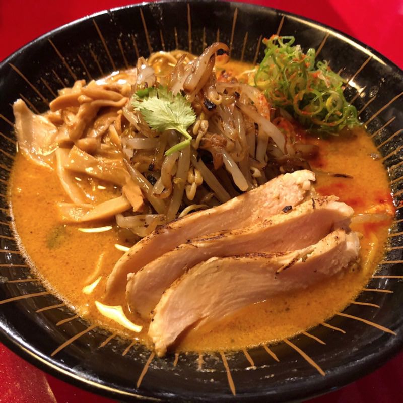 北インドのスパイスらぁめん(スパイスらぁめん 釈迦 池袋店)の写真