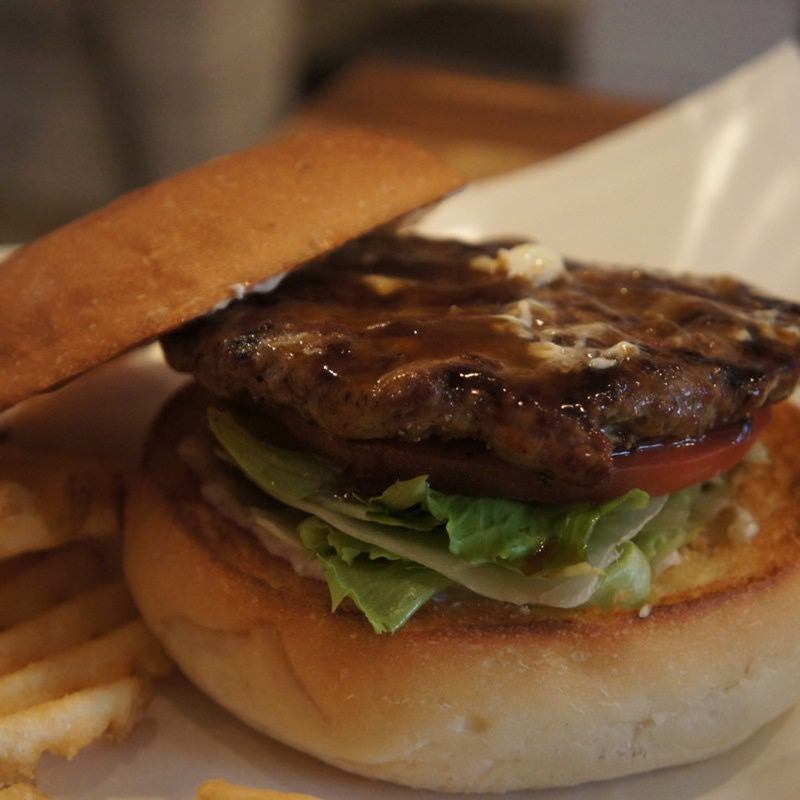 テリヤキバーガー(CRUZ BURGERS & CRAFT BEERS （クルズバーガーズ アンド クラフトビア）)の写真