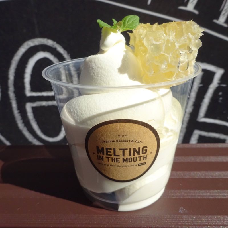 スゥイートアズハニー 蜂の巣(メルティング イン ザ マウス （MELTING IN THE MOUTH）)の写真