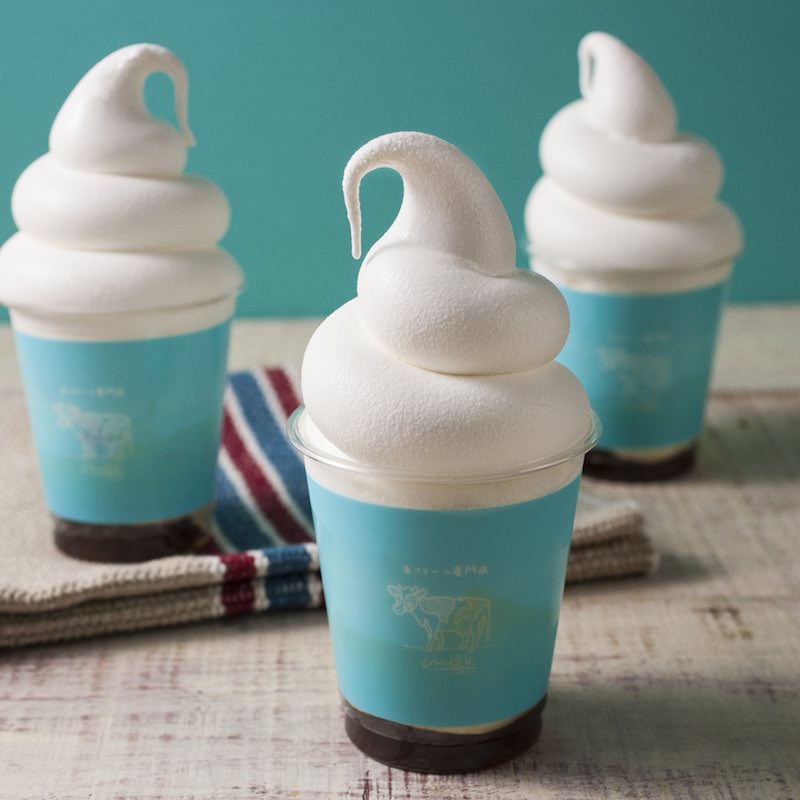 ミルキーソフトパフェ(生クリーム専門店 Milk 新宿店)の写真