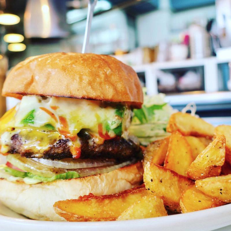 ブルーチーズバーガー(エルアダイナーコウベ （ELUA DINER -KOBE-）)の写真