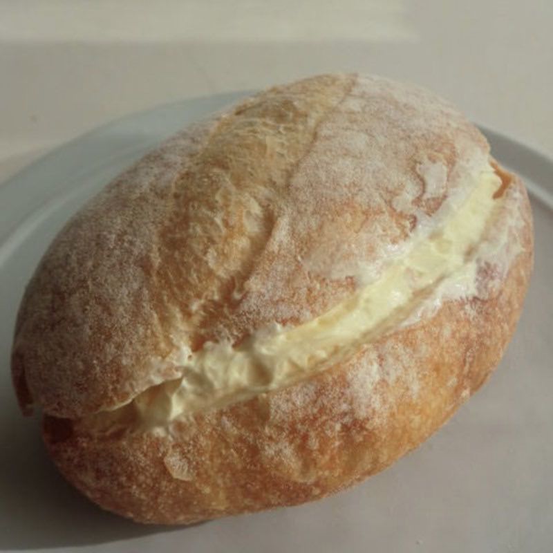 カルピス発酵バターのサンド(ブーランジェリーパティスリーE-ji&co. （ブーランジェリーパティスリーエージアンドコー）)の写真