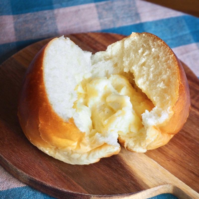 クリームパン(gnome)の写真